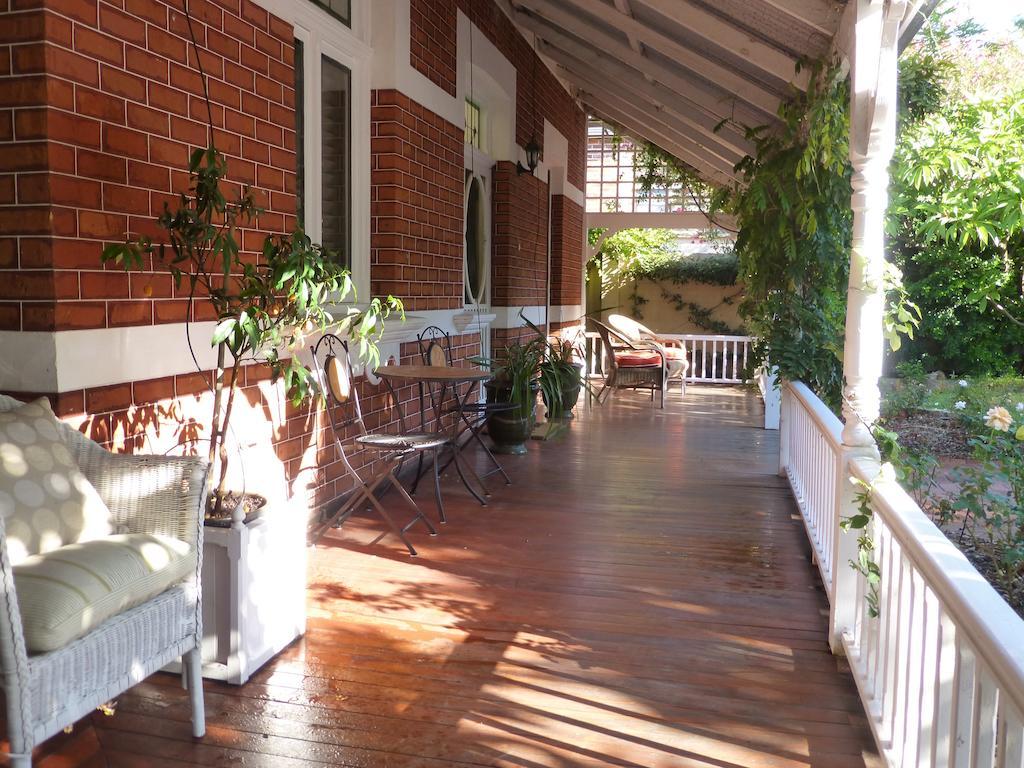 Lakeside Bed & Breakfast Perth Exterior photo